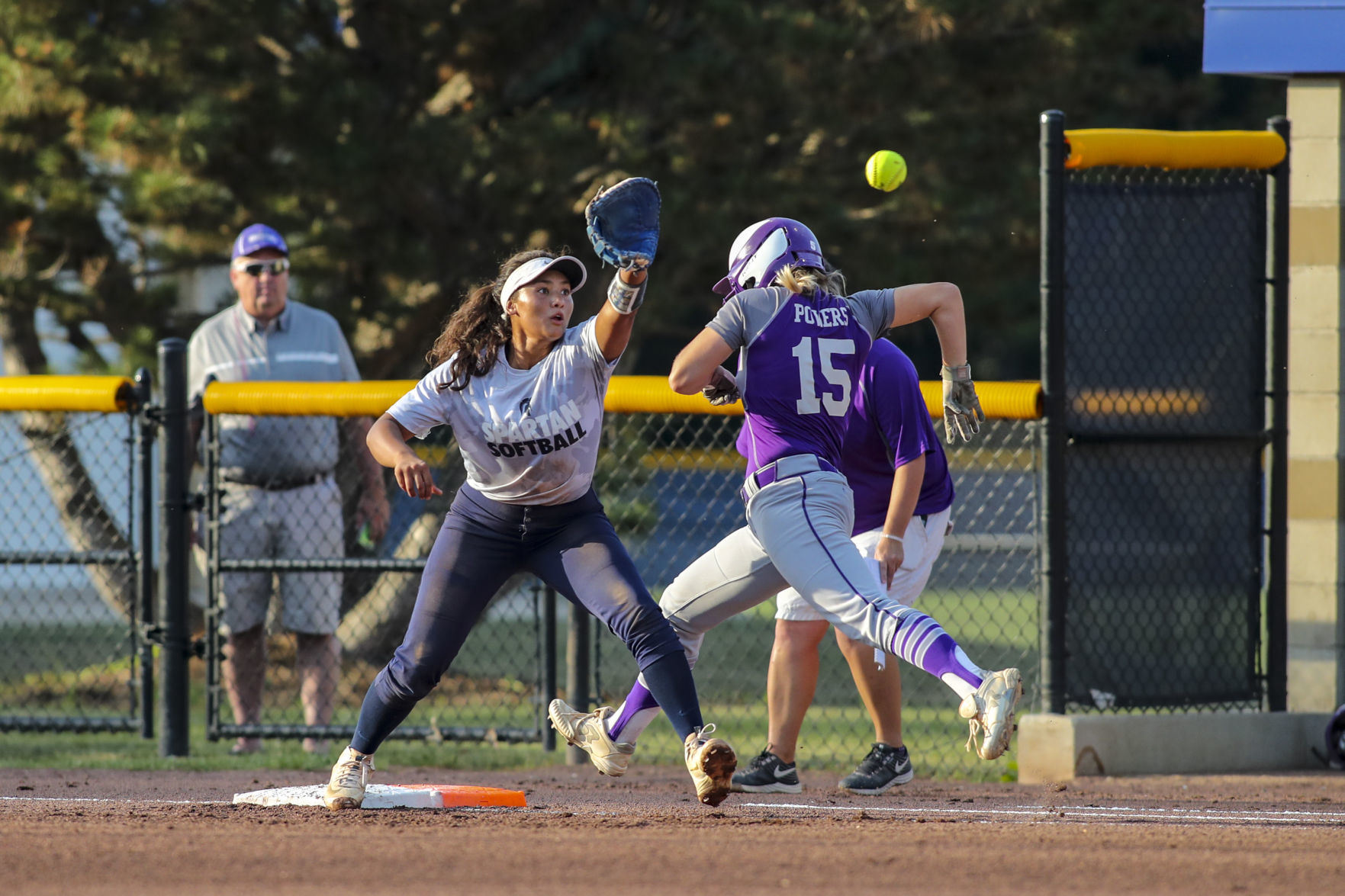 071018-softball-final-005